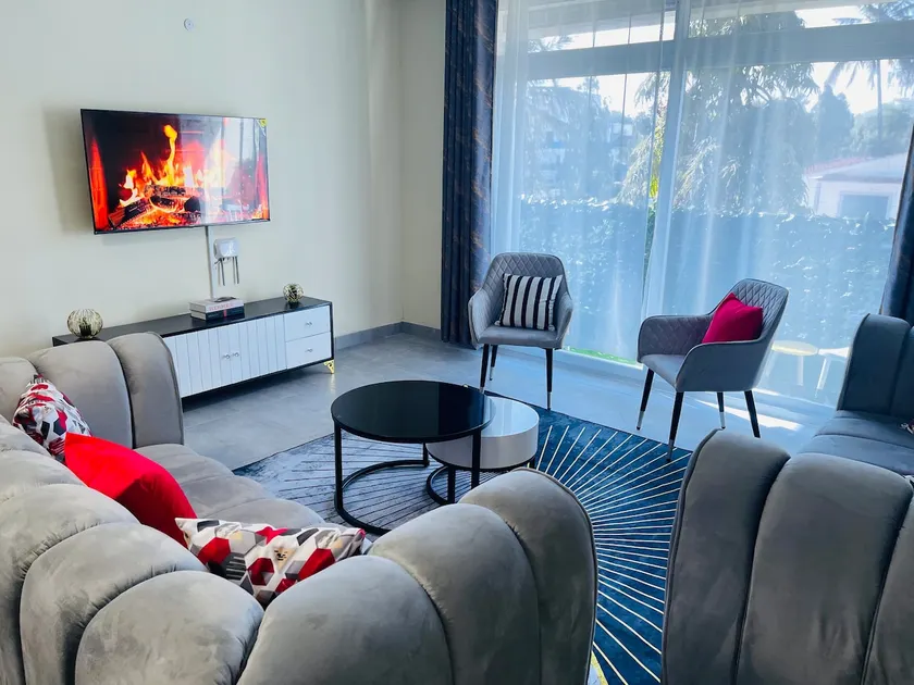 A luxe 3Bedroom Condo with a Pool - Image 1