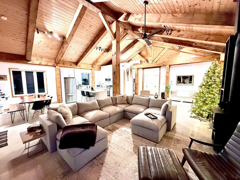 Modern Timber-Frame Cottage with Jacuzzi® Hot Tub - Image 1