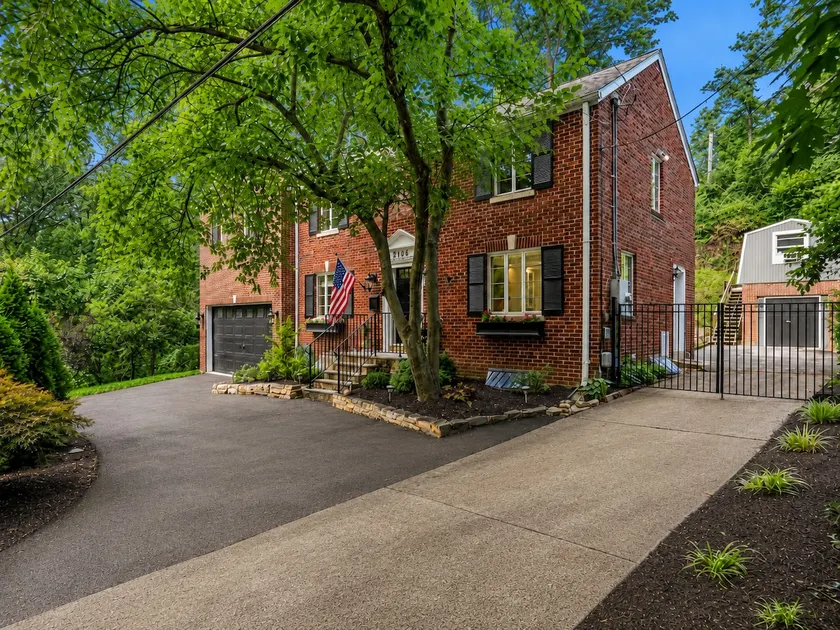 3,500SQ FT - Charming Retreat Near DC - Image 1