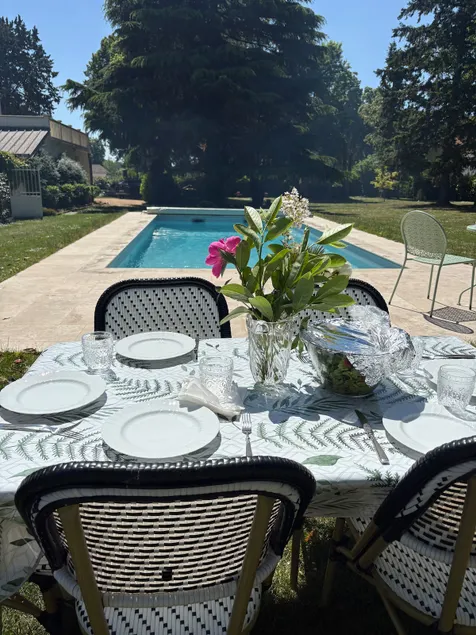 Entire house heated pool 1 hour from Paris - Image 1