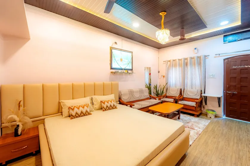 Shrilok Kutir - 2BHK Apartment |7 Mins from Temple - Image 1
