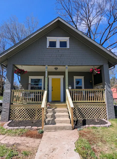 Blissful Bungalow in the heart of KC - Image 1