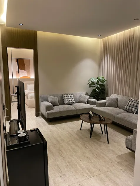 Apartment with bedroom and self check-in - Image 1