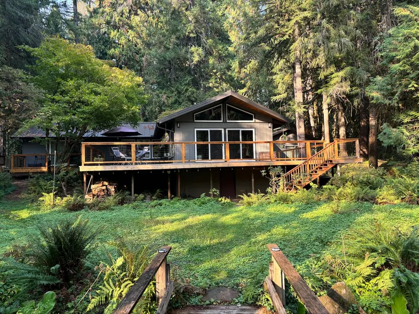 Wrens Nest, river, golf, fish, hike, raft, relax! - Image 1