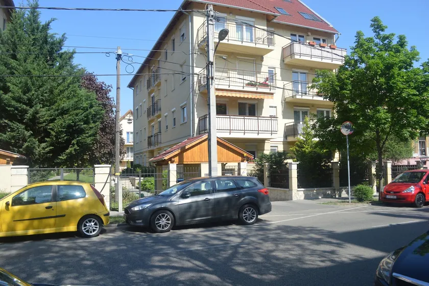Telepes Apartment - Image 1
