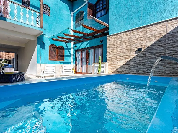 Beach house / 14 people / barbecue area / pet-friendly - Image 1