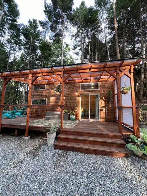 Fern Canyon Hideaway, Walk to Beach & Waterfall - Image 1