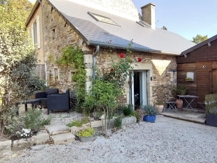 charming little house - Image 1