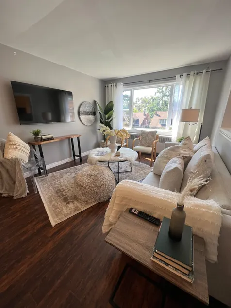 Wortley Village Apartment - Image 1