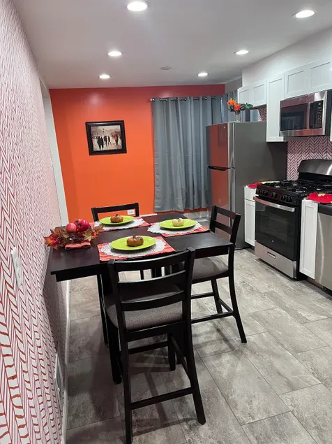 A serene haven perfect for the whole family! - Image 1