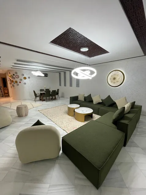 Luxury Modern Apartment City Center - Image 1