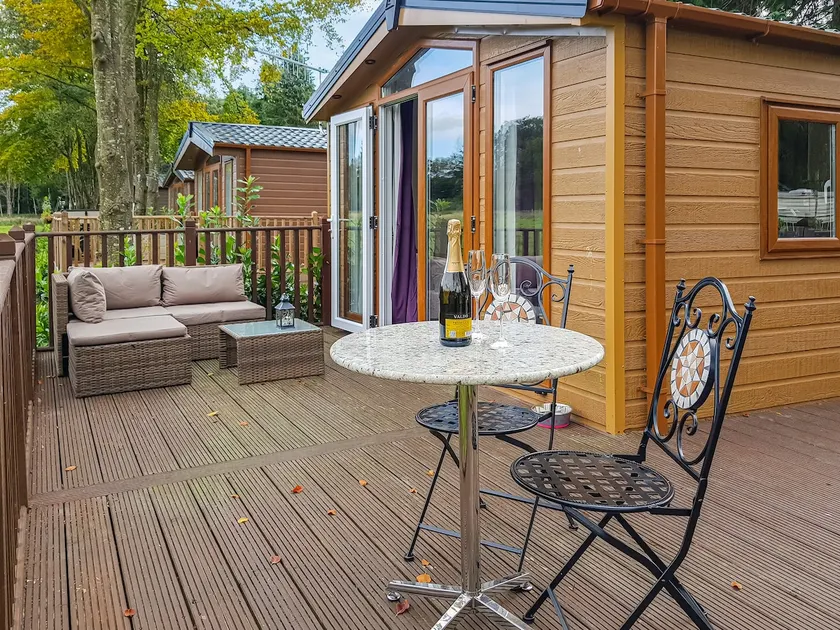 Glenbeagles Lodge - Image 1