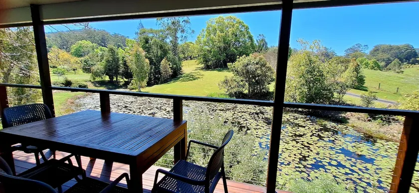 Small Home in landscaped gardens - Image 1