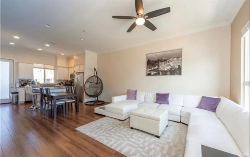 Beautiful home in Glendora - Image 1