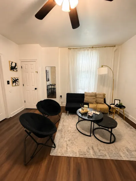 Near PPL center • Parking • Private 2nd flr Apt - Image 1