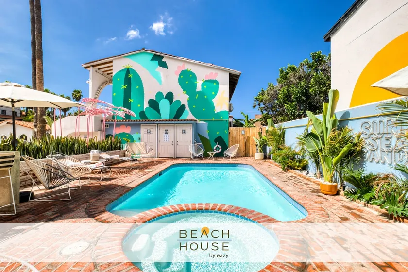 Daydream Studio | Beachside+Pool+Parking - Image 1
