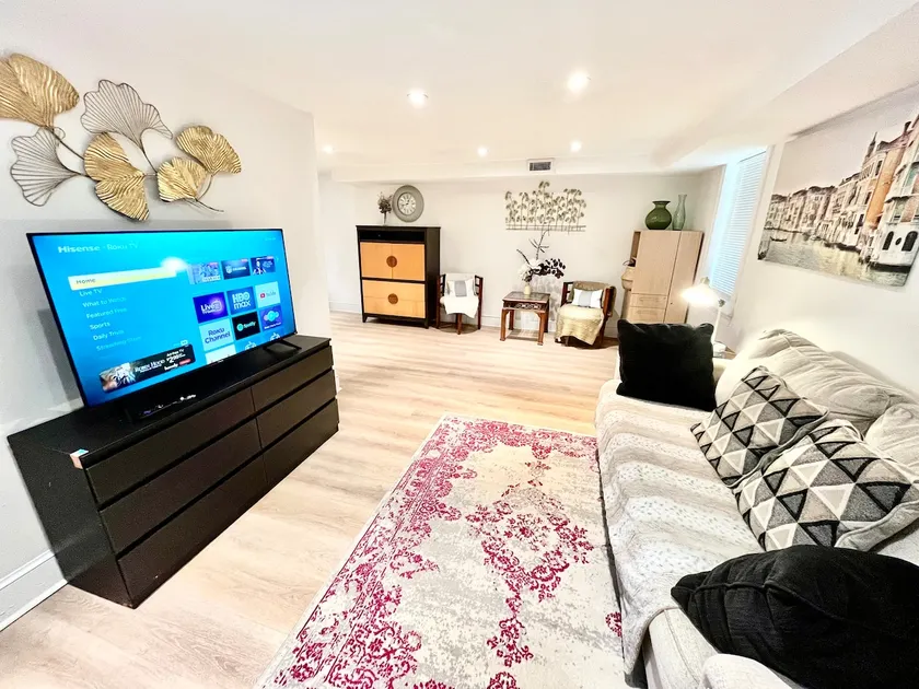 Renovated! Cute house in quiet area! - Image 1