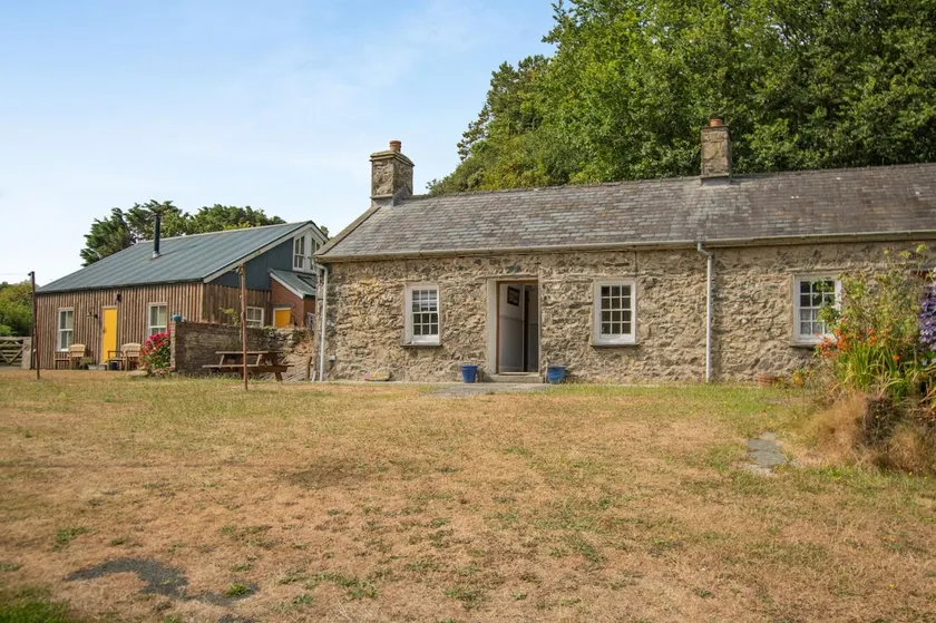 1 Bed in Haverfordwest oc-61170 - Image 1