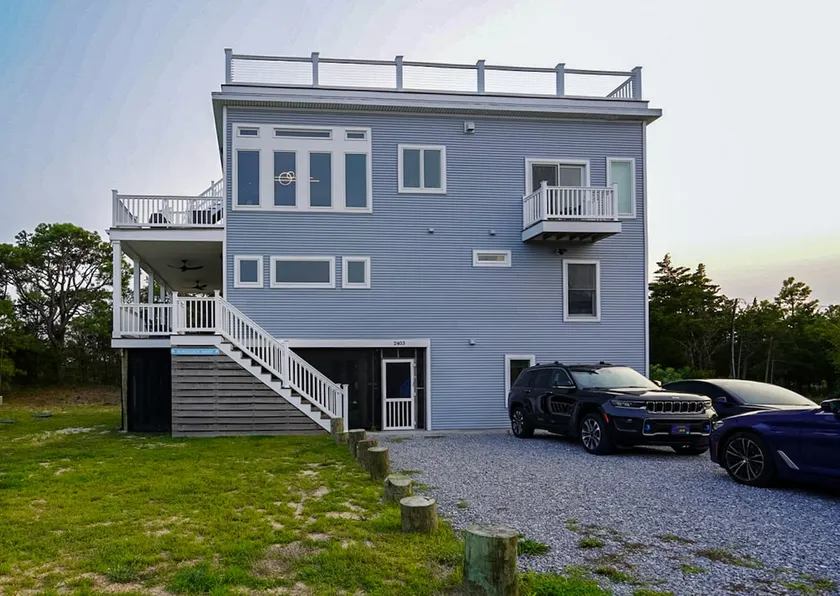 Horseshoe Haven-Roof Deck, Beach Views, Game Room - Image 1