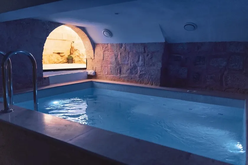 NORMALT- luxurious stay - Image 1
