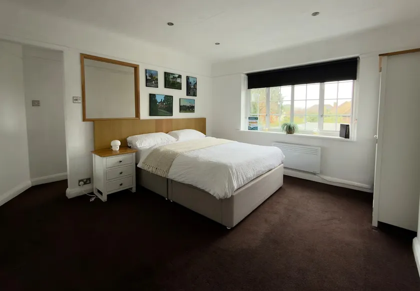 One Bedroom flat with private Kitchen - Image 1