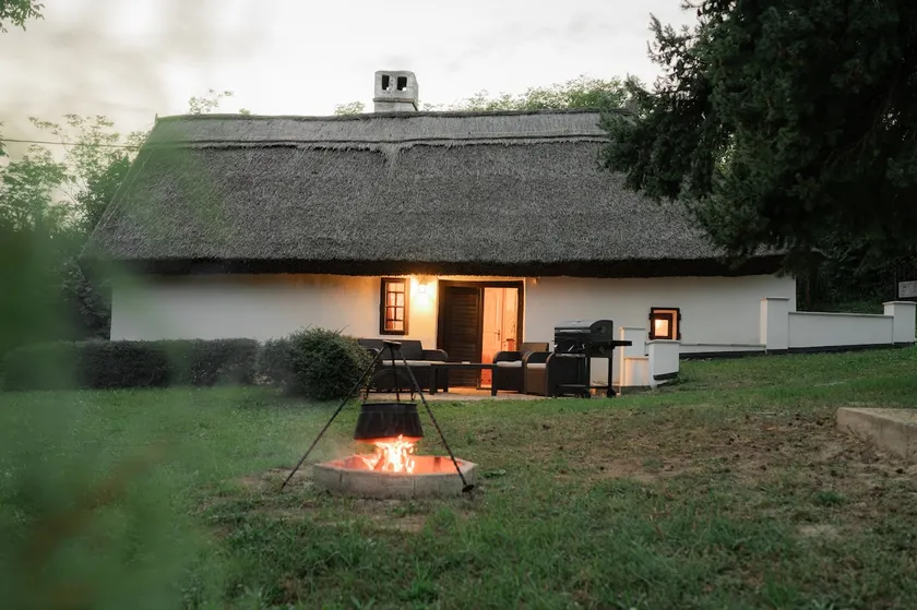 Balaton Cottage - Your Hide Away - Image 1