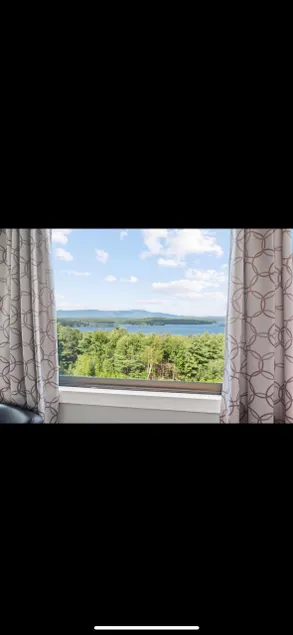 Condo with stunning views of lake Winnipesaukee - Image 1