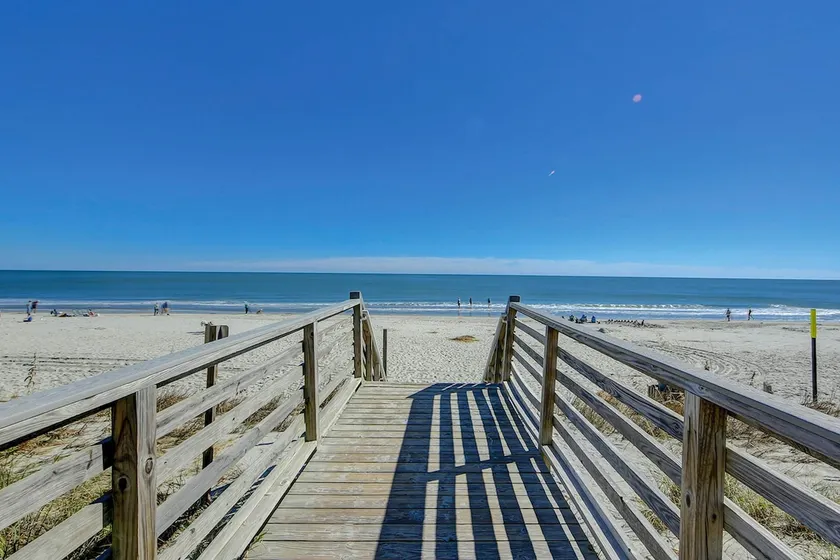 North Beach Villas 201 - Image 1