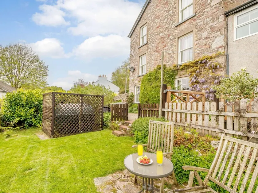 1 Bed in Holmrook oc-sz503 - Image 1