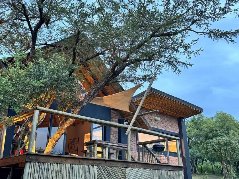 Syeta Bush Lodge - Luxury Bush Villa - Image 1