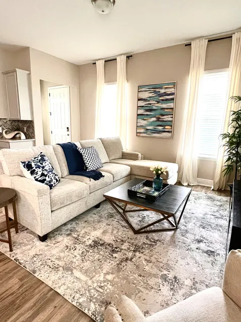 Entire clean comfortable house - Image 1