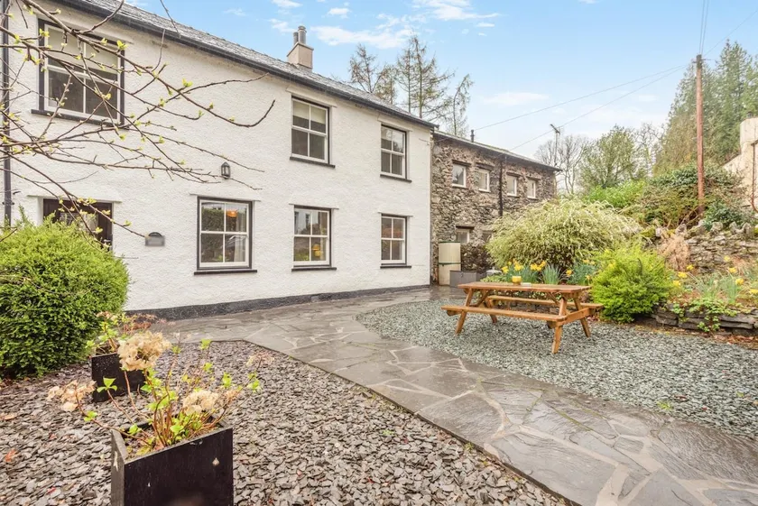 3 Bed in Keswick oc-sz575 - Image 1