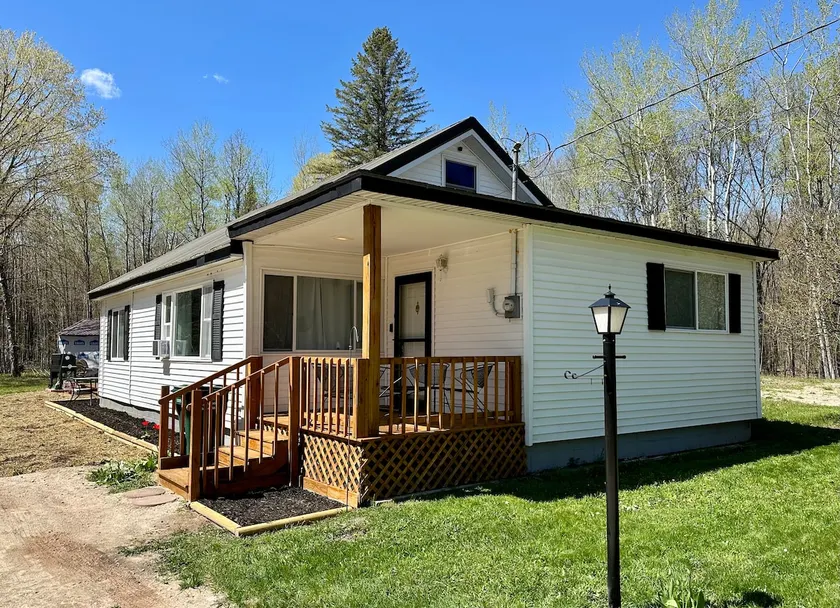 Sprang UP Getaway (Within 1 mile downtown Curtis) - Image 1
