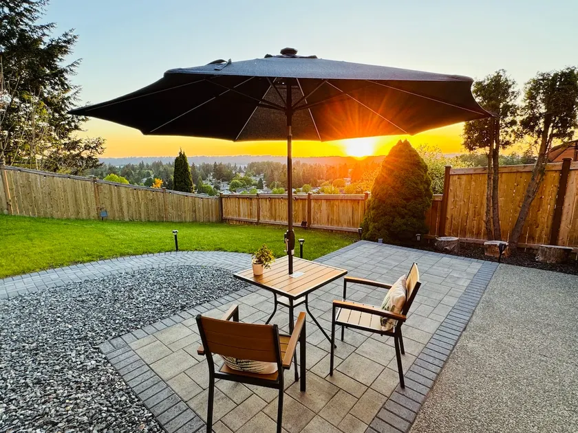 Modern Private Suite w/ Views | 1 Hr to Mt Rainier - Image 1
