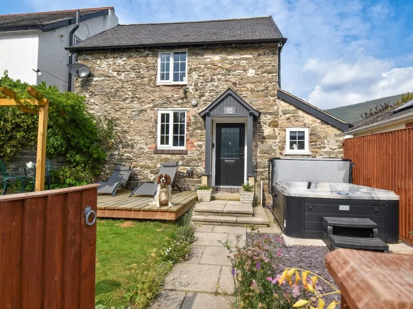 1 Bed in Llangollen oc-91040 - Image 1