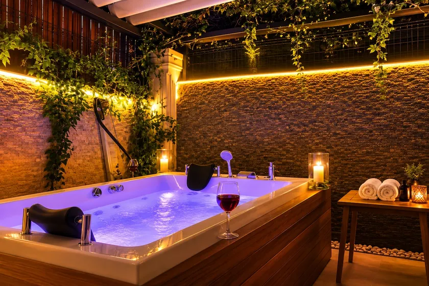 Metropolitan Art | Oasis Garden Boutique Retreat - Image 1