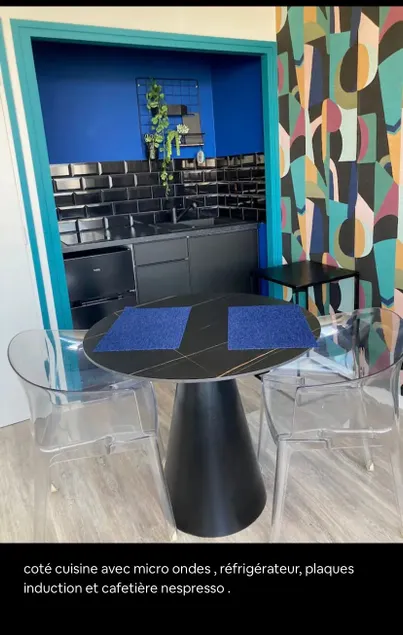 Bright studio in the city center - Image 1