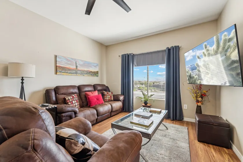 No Extra Fees! 2 Bdrm + Pool + Gym + Desk - Image 1