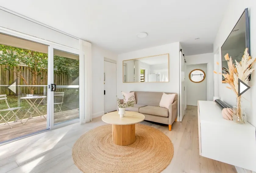 Freshwater Coastal Retreat 3BR Apartment - Image 1
