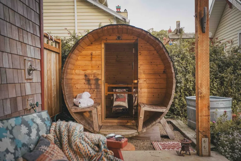 Coastal Retreat w/sauna - Image 1