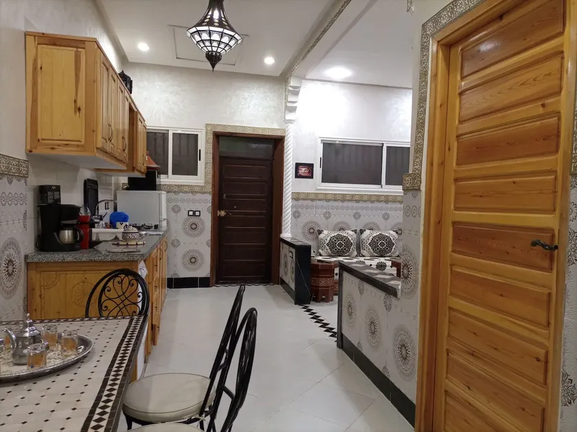 luxury apartment rental - Image 1