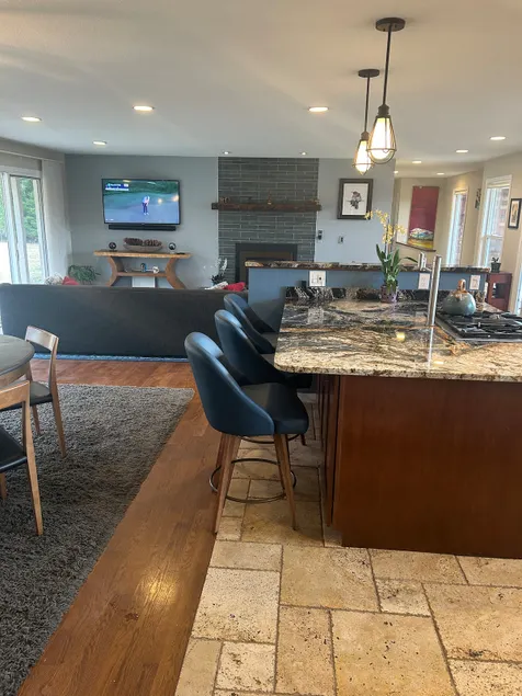 Relaxing Luxury Ranch Home W Mountain Views - Image 1