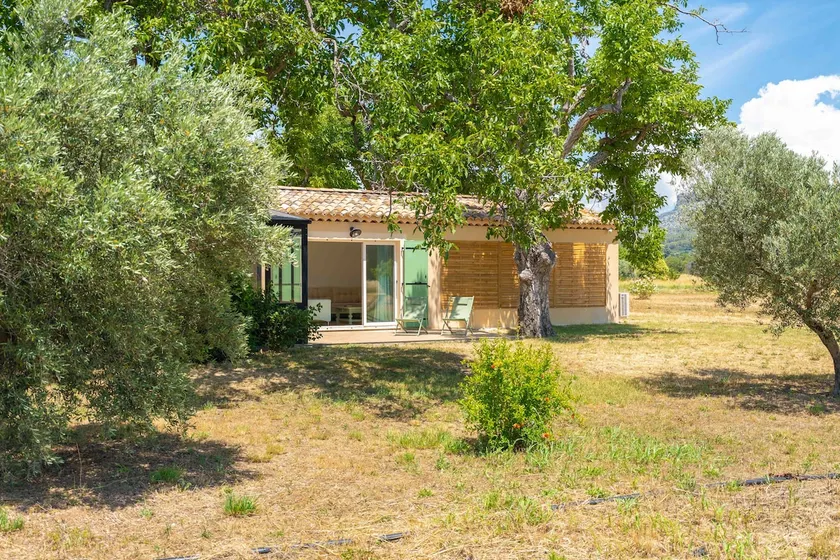 Country house  - Image 1