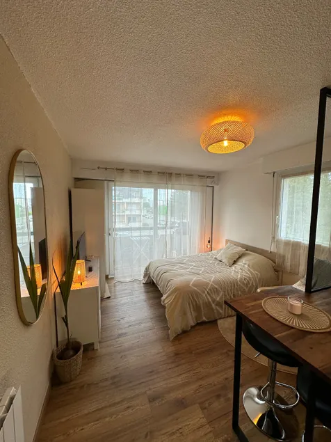 Appart cosy, balcon, parking - Image 1
