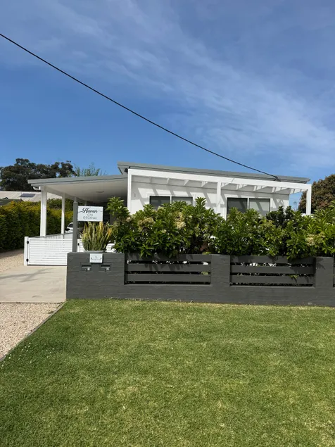 Haven on George - Villa 1 - Image 1