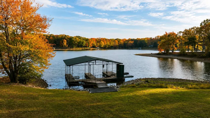 Lakefront Haven • Dock, Fishing & Swim - Image 1