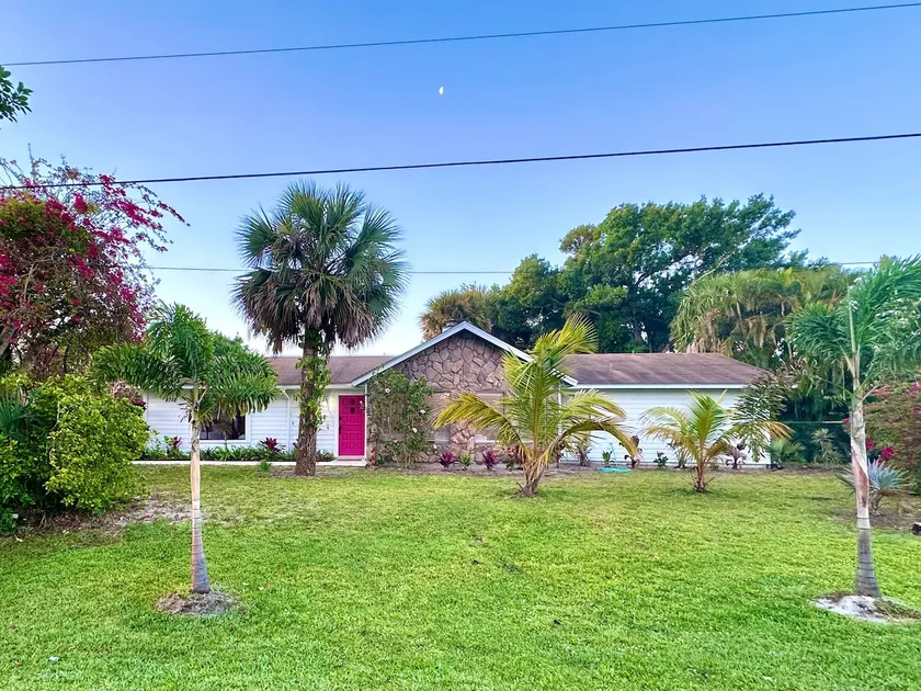 Private Wabasso Beach Getaway! - Image 1