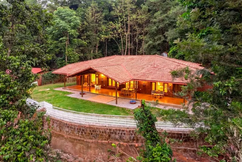 2BR|BF+Scenic|StayVista| Villa Estuaire @ Ooty Gem - Image 1
