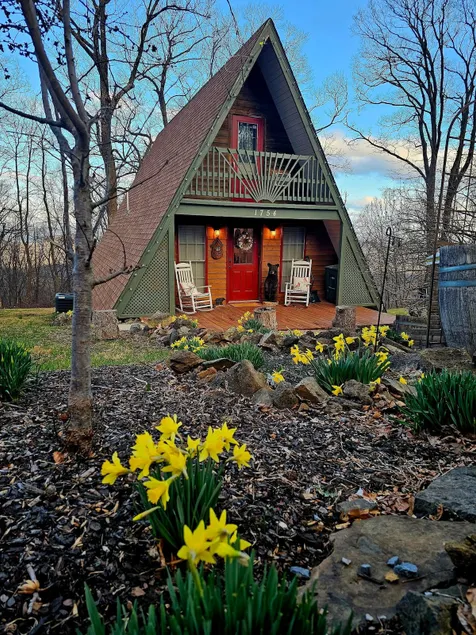 The Grape Escape - A-Frame Cabin in Wine Country - Image 1