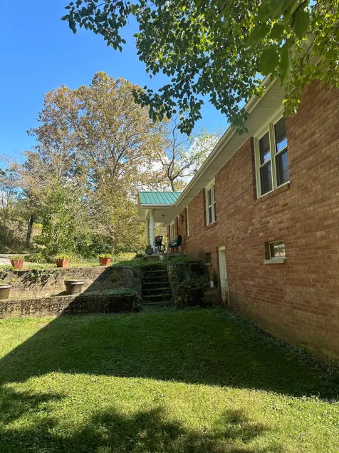 Manville Mid-Century Home - Image 1